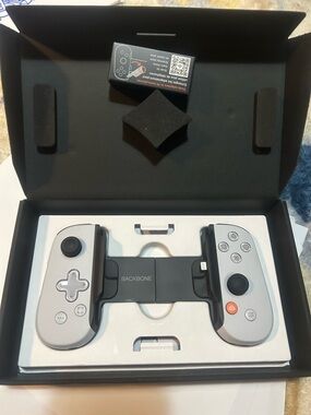 Backbone White Mobile Gaming Controller - Left & Right Pair